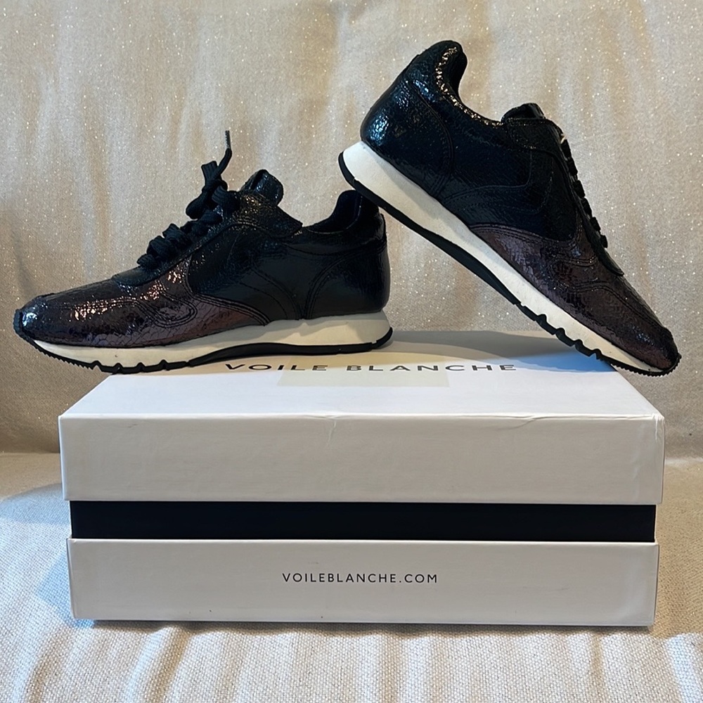 Voile Blanche black leather sneakers. Size 36